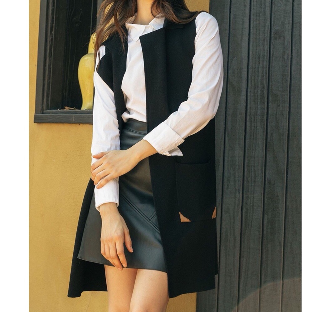 Collared Vest with Pockets